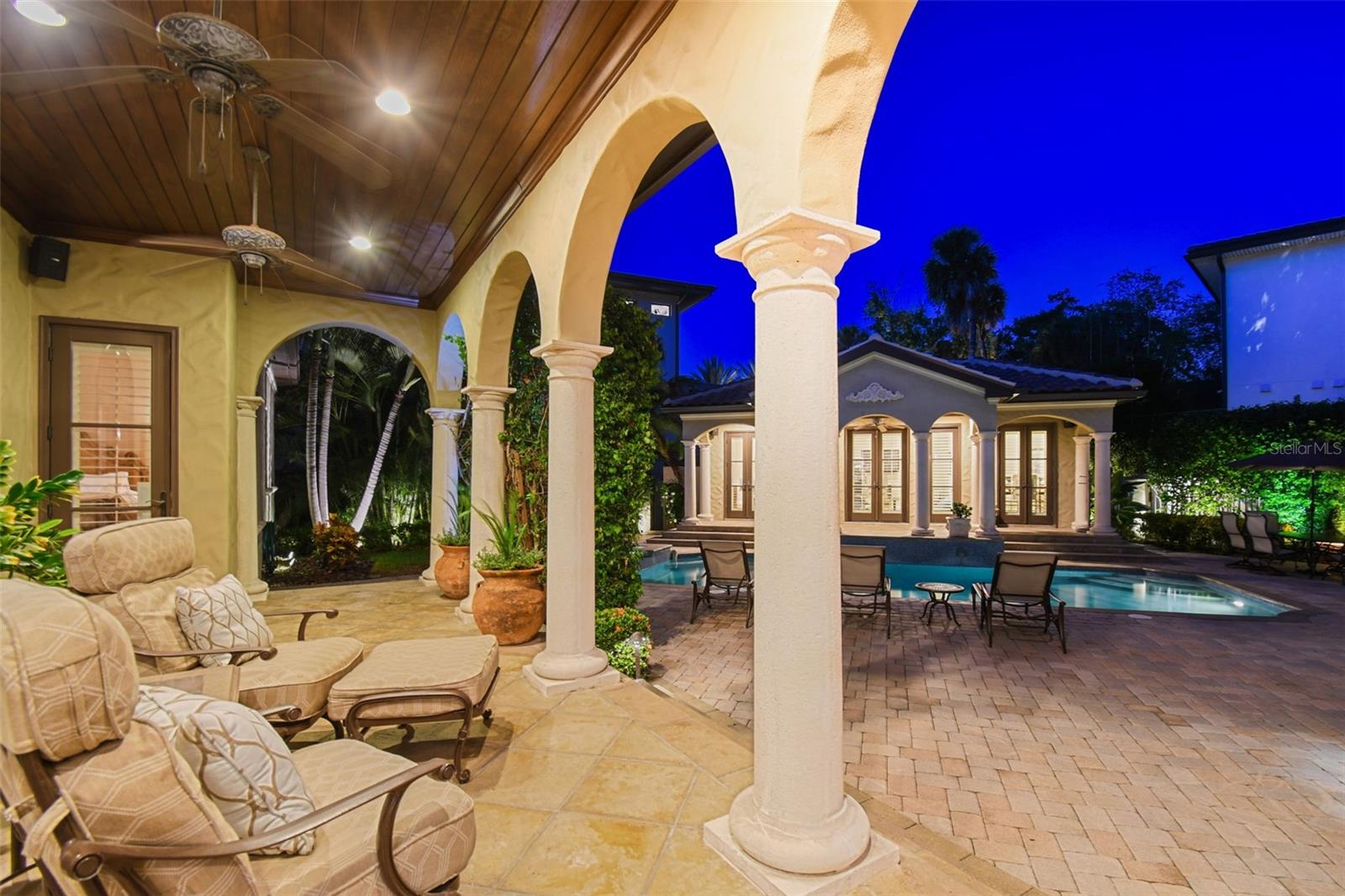 BEACH PARK - Residential