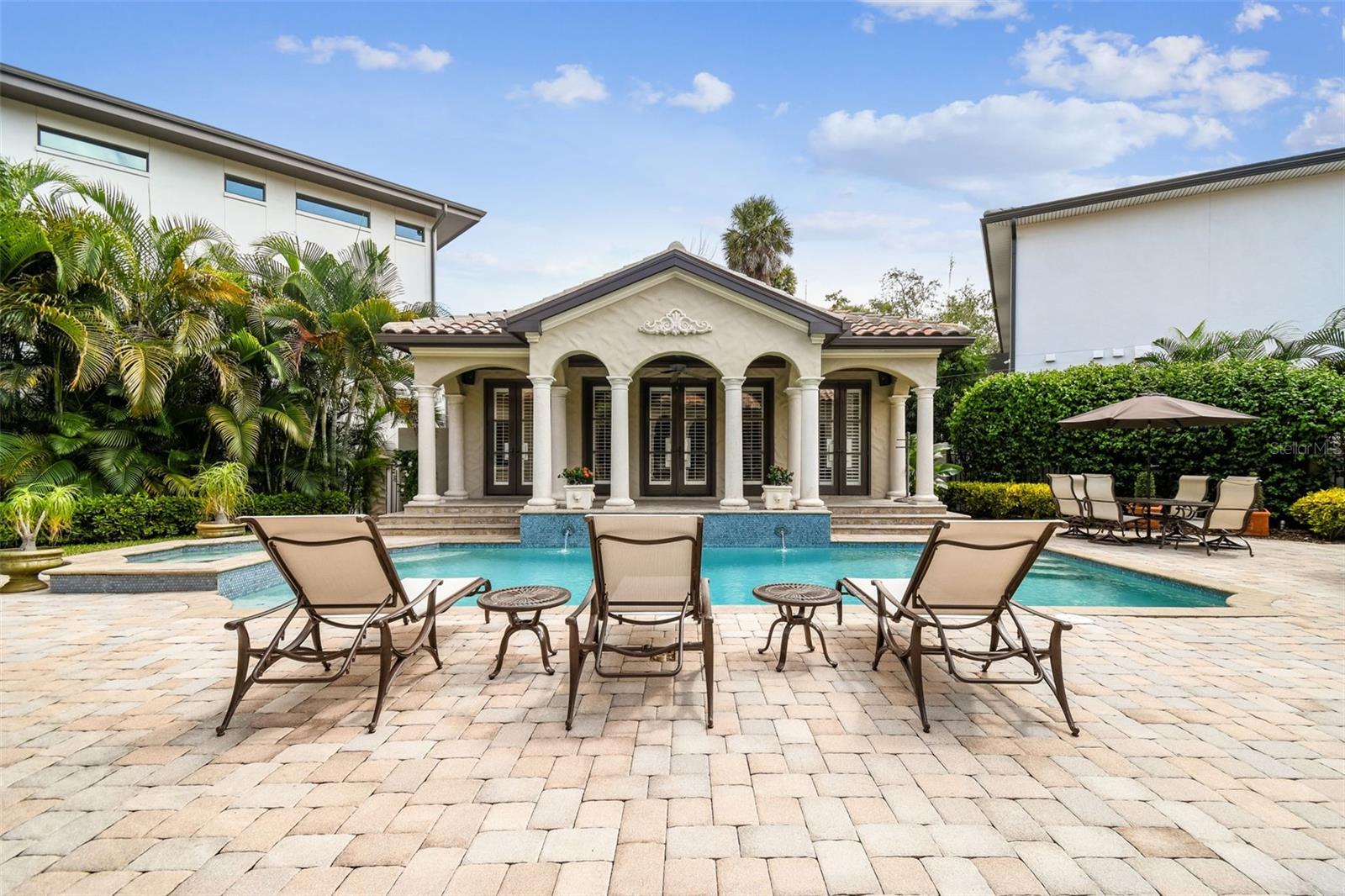 BEACH PARK - Residential