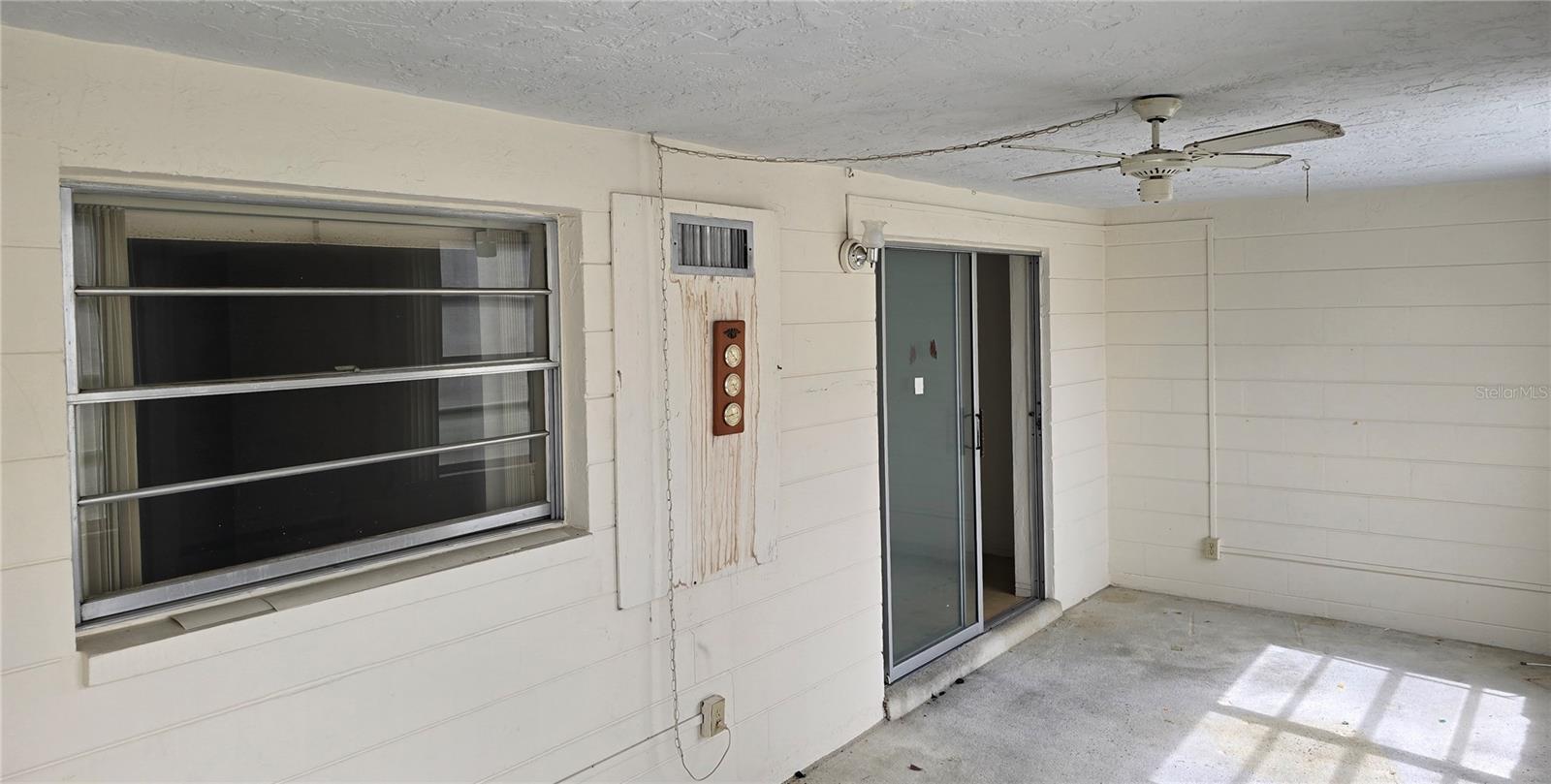 ON TOP OF THE WORLD - Residential