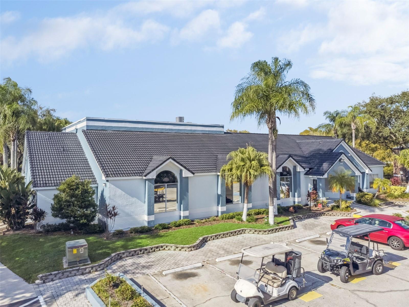 VENETIAN PLACE - Residential