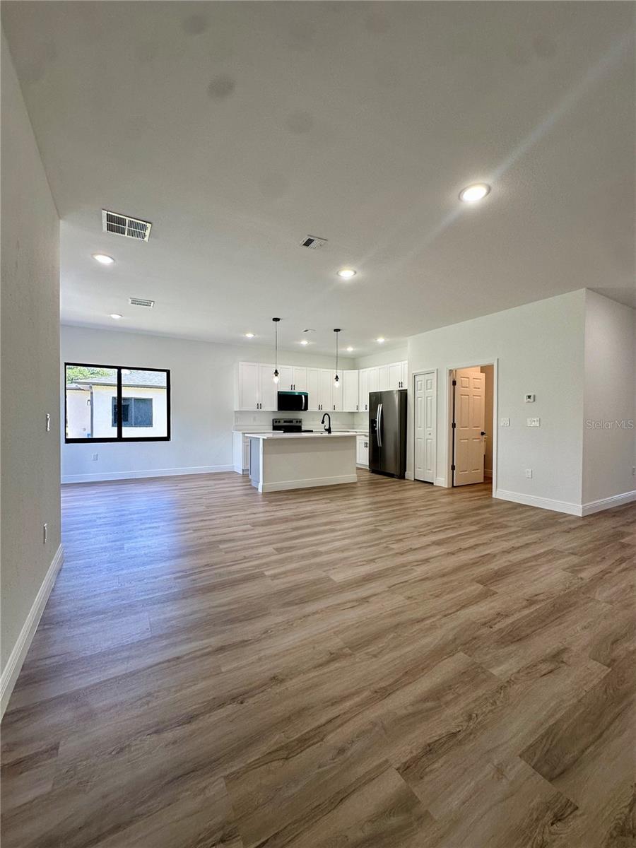 PORT CHARLOTTE SUB 25 - Residential Lease