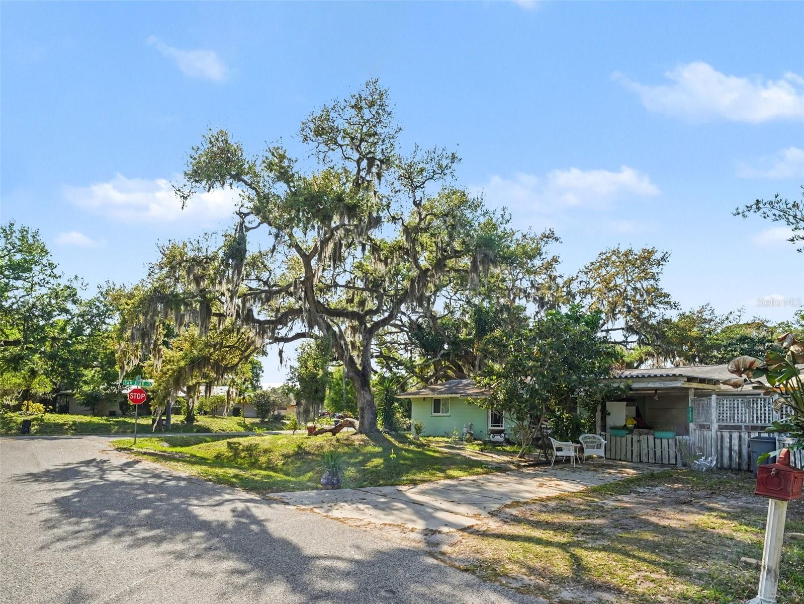 DE SOTO LAKES UNIT 03 - Residential