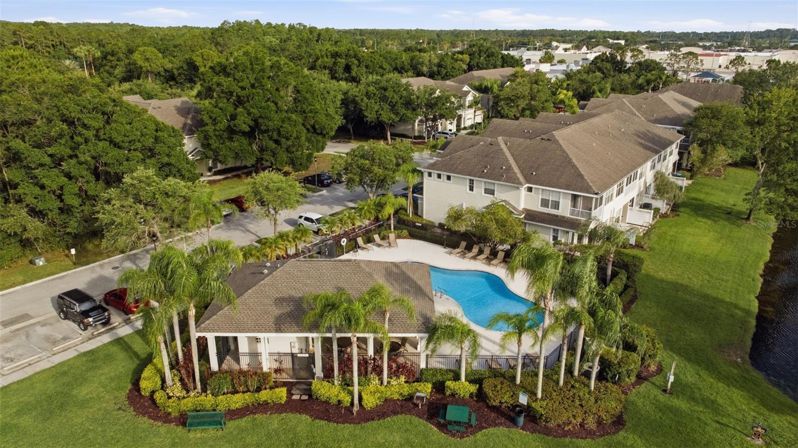 HAMPTON CHASE TWNHMS - Residential
