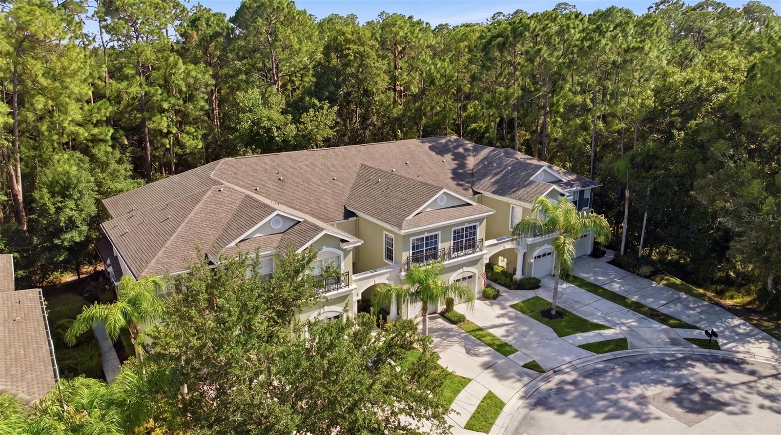 HAMPTON CHASE TWNHMS - Residential