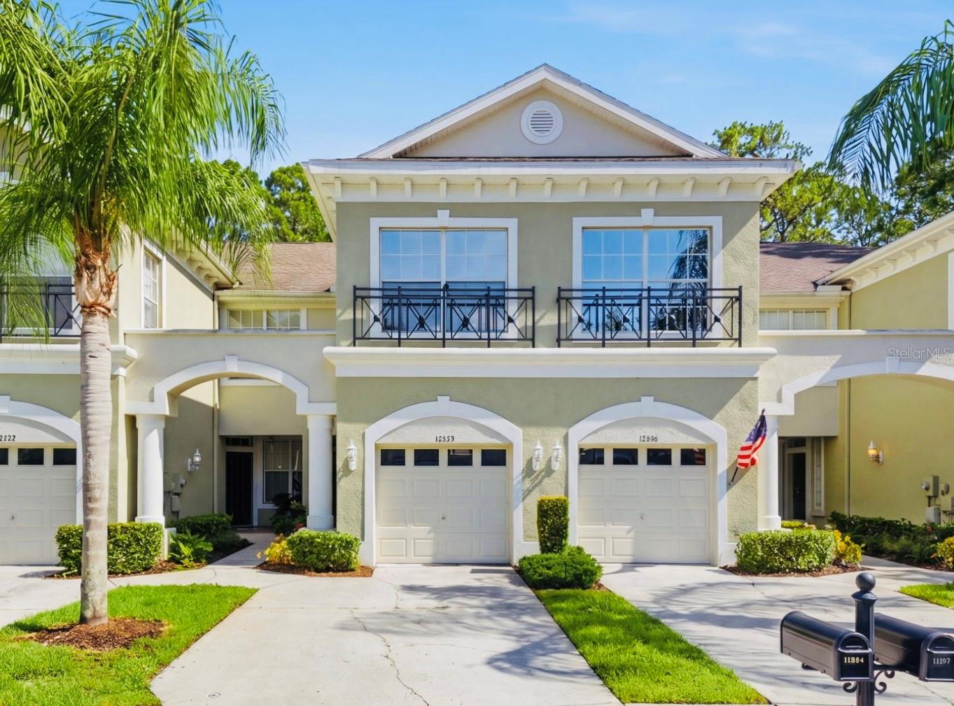 HAMPTON CHASE TWNHMS - Residential