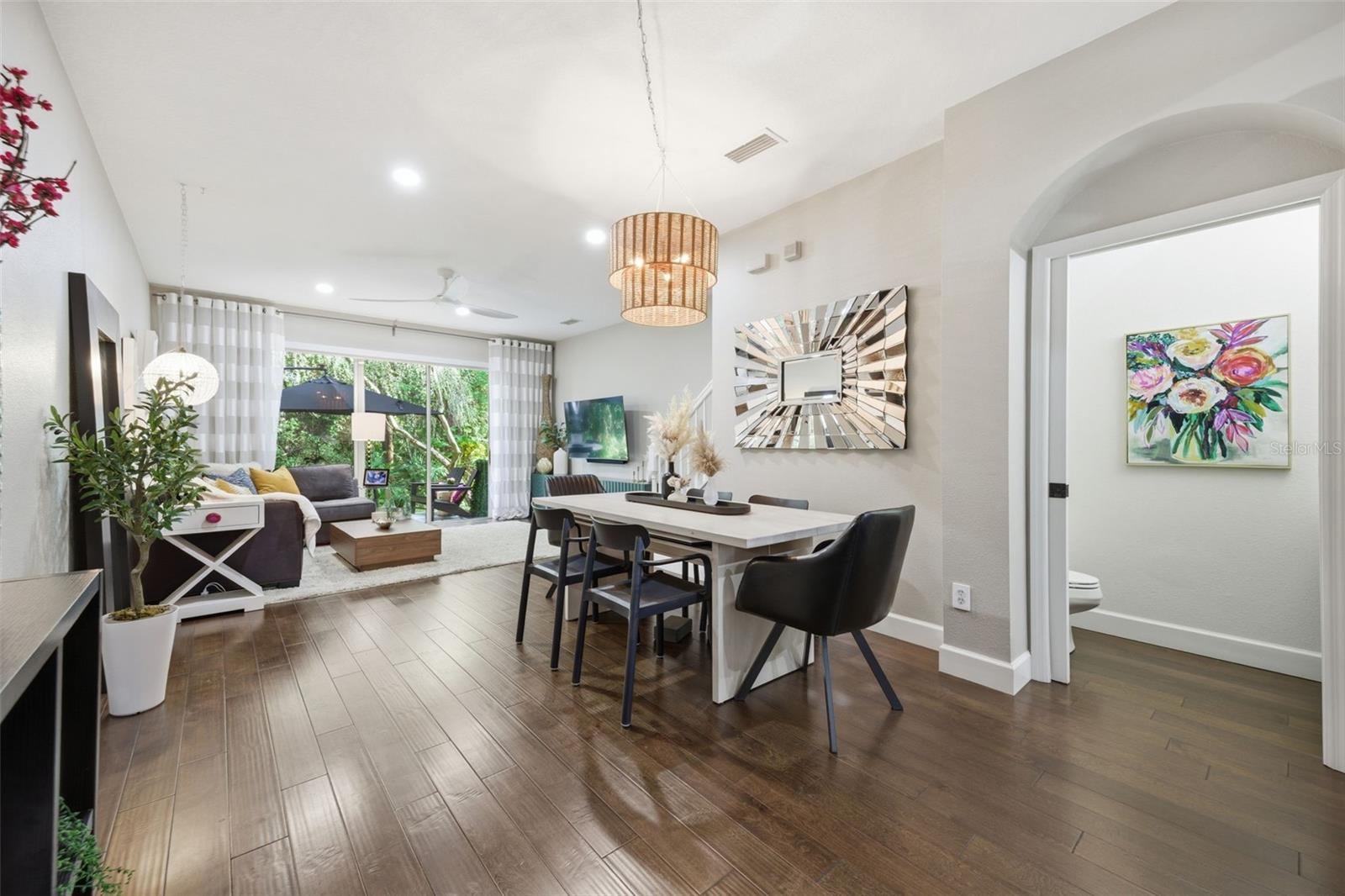 HAMPTON CHASE TWNHMS - Residential