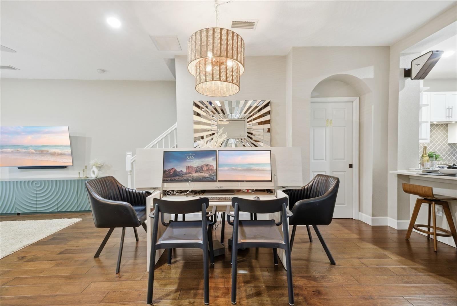 HAMPTON CHASE TWNHMS - Residential