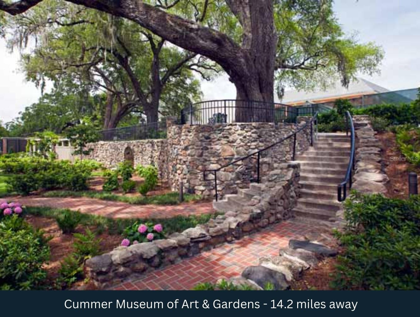 SW OF PINE ST, GREENLAND - Land