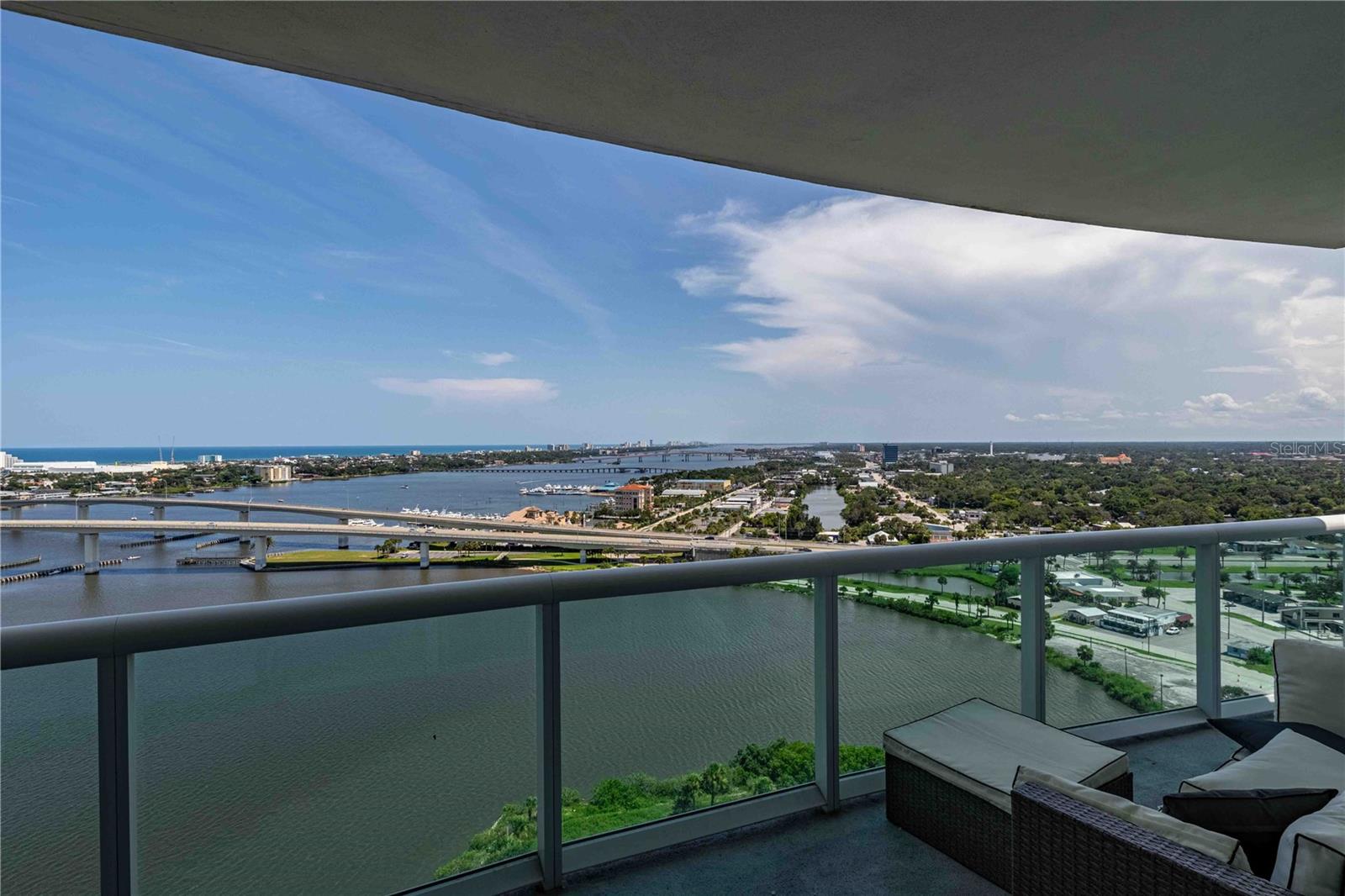 231 RIVERSIDE DRIVE 2105-1