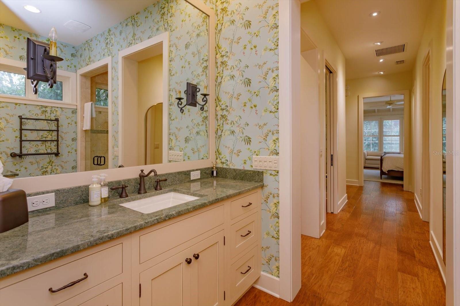 CHARMONT - Residential