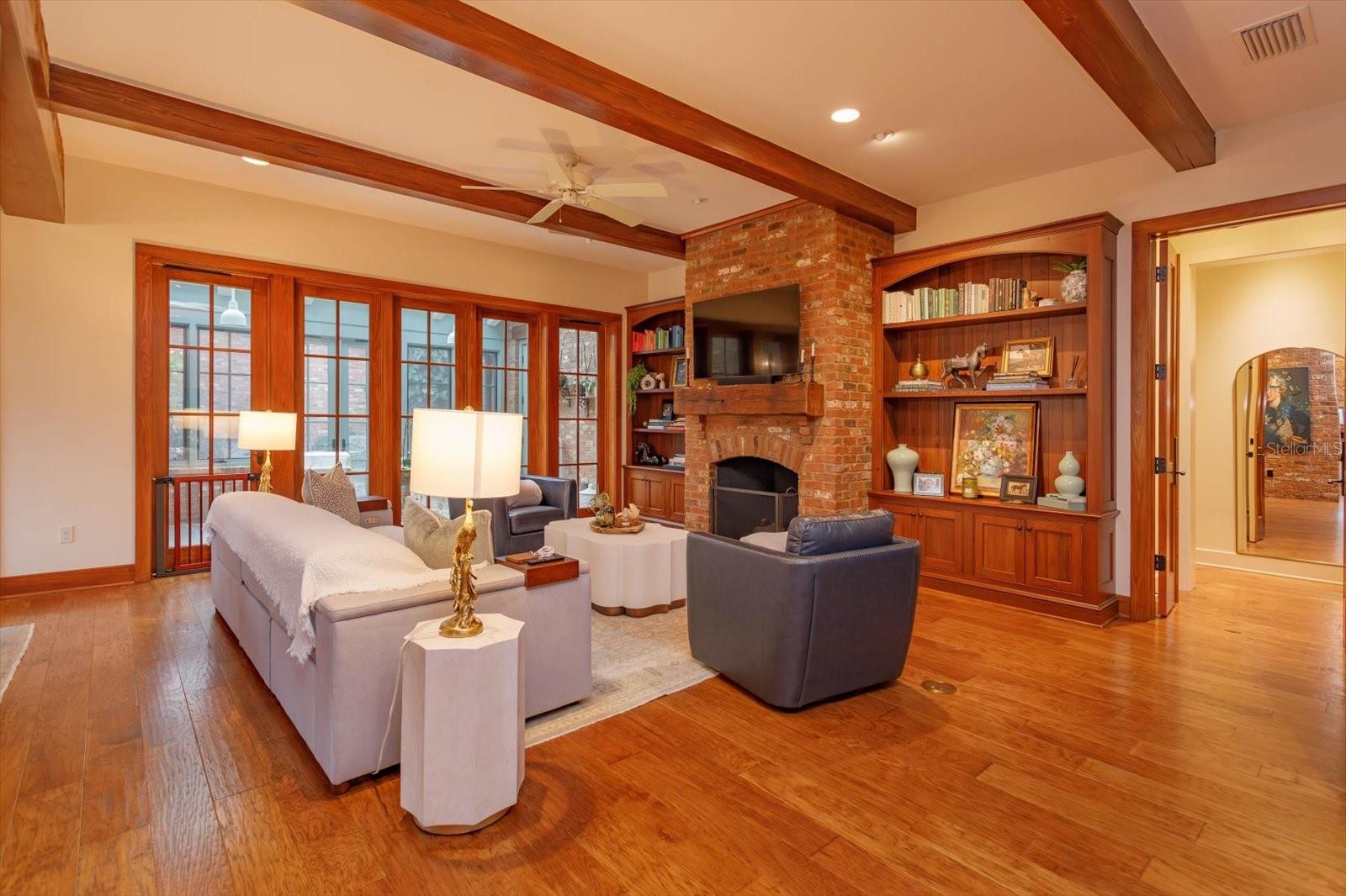 CHARMONT - Residential