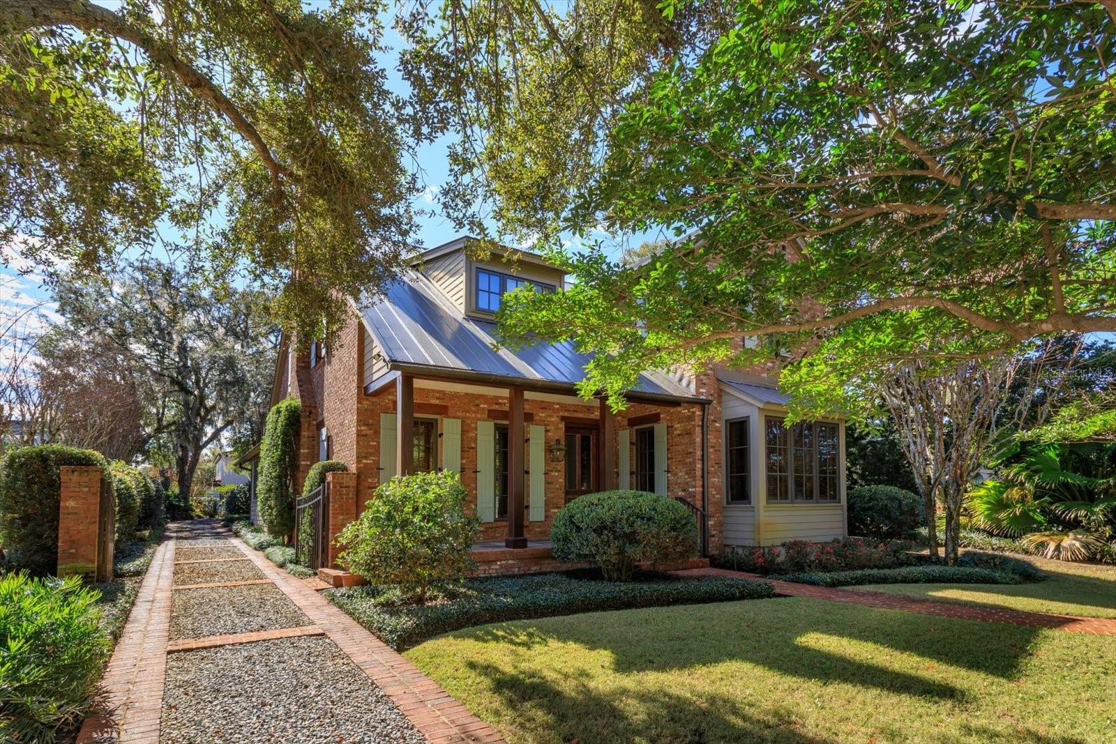 CHARMONT - Residential