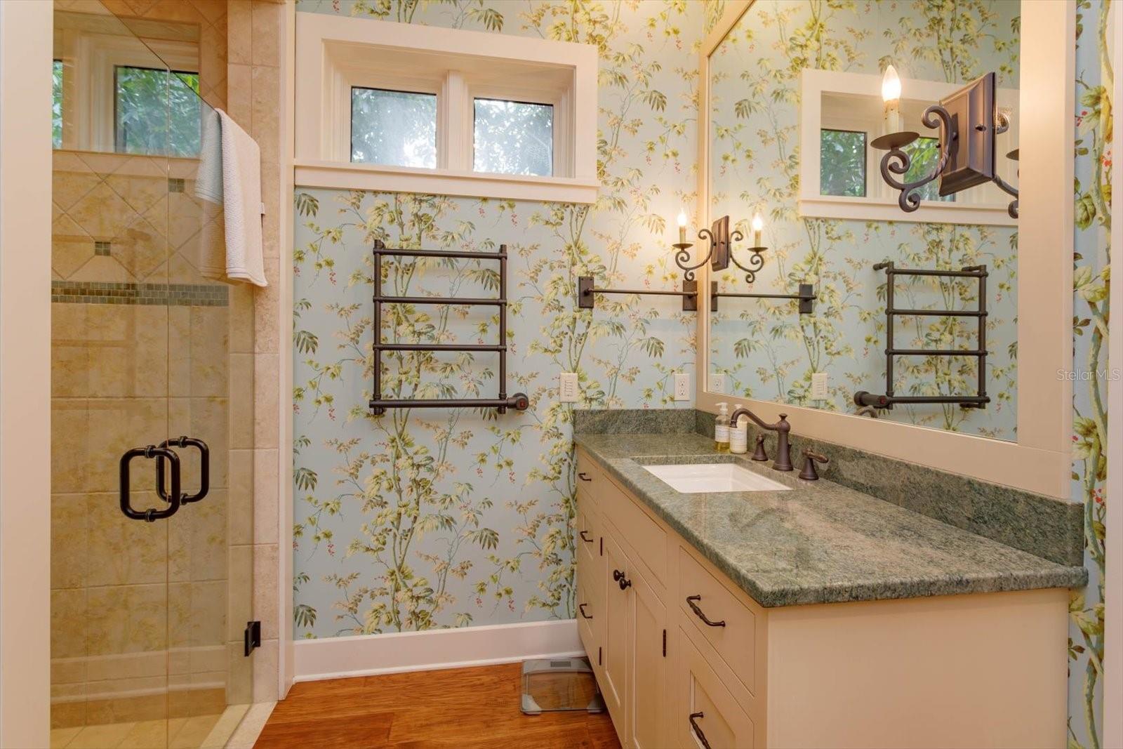 CHARMONT - Residential