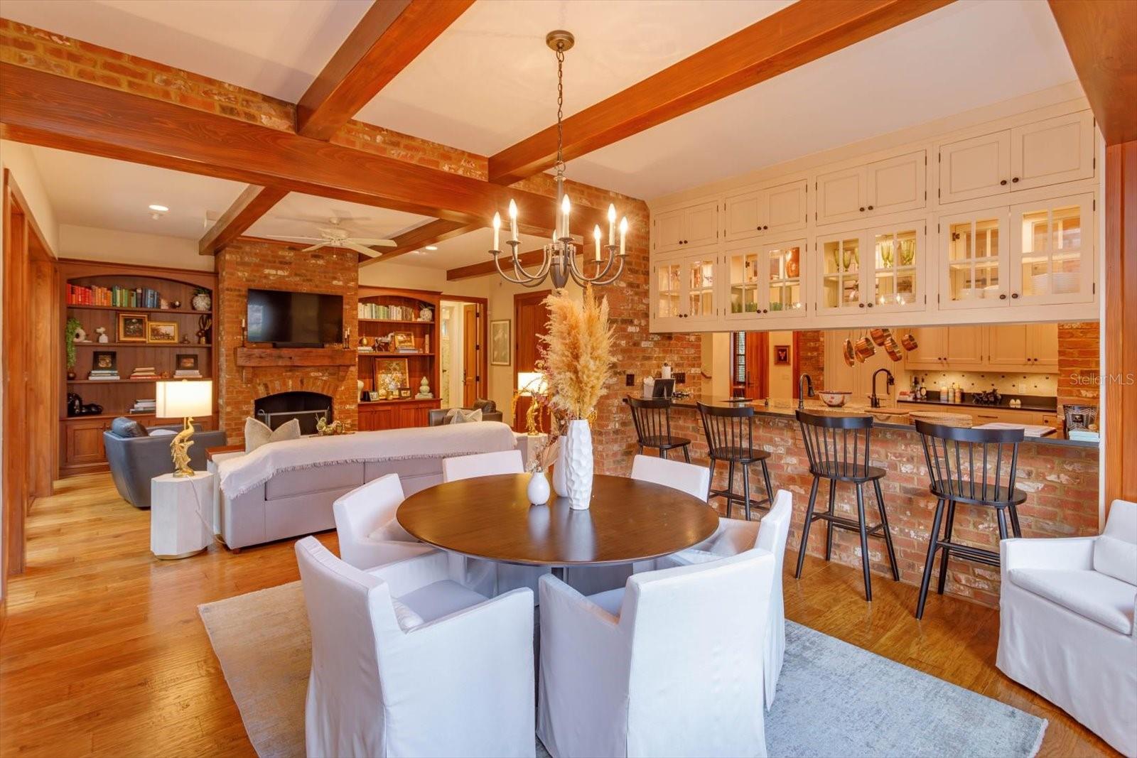 CHARMONT - Residential