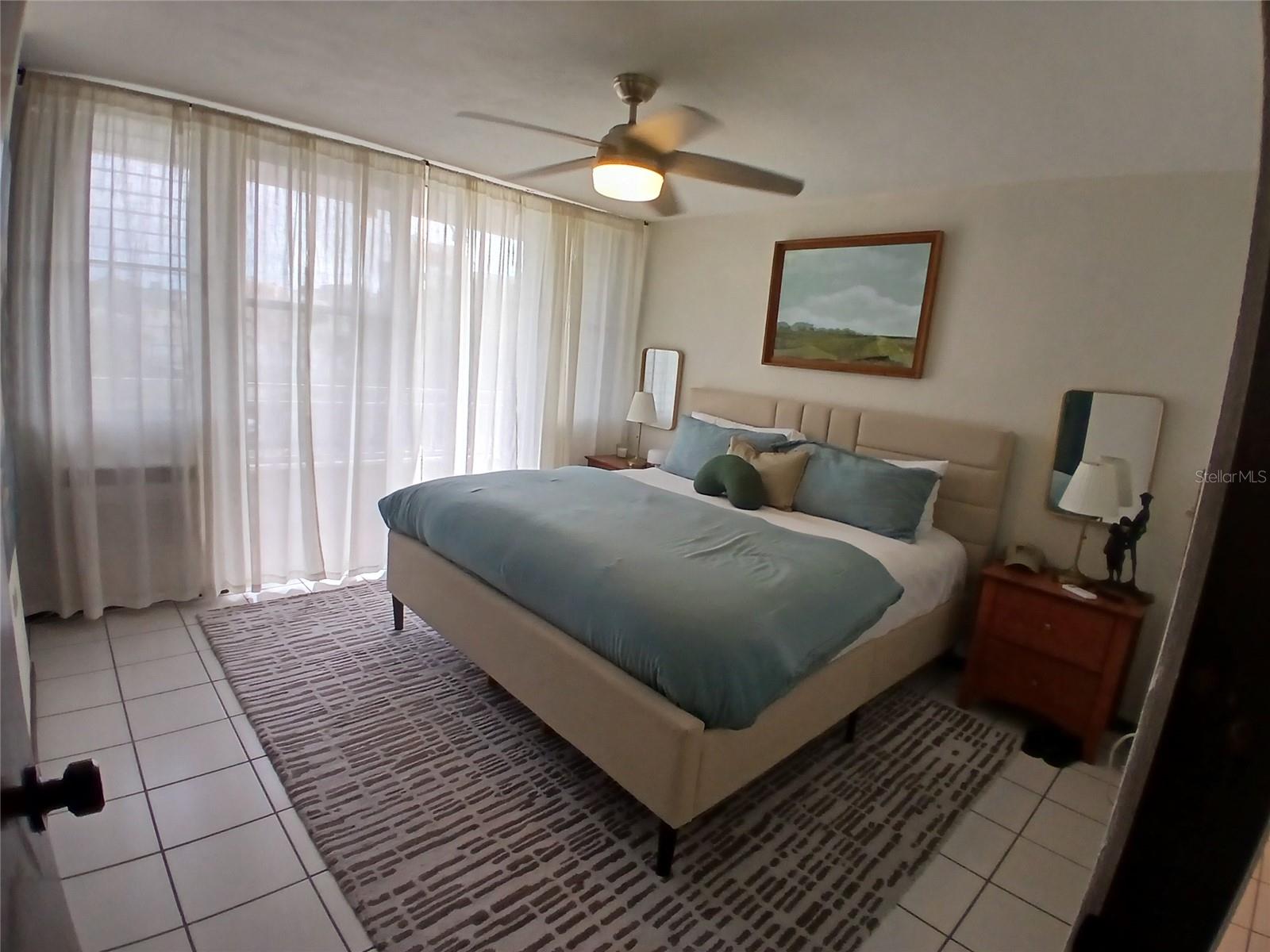 VISTA REAL CONDOMINIUM - Residential