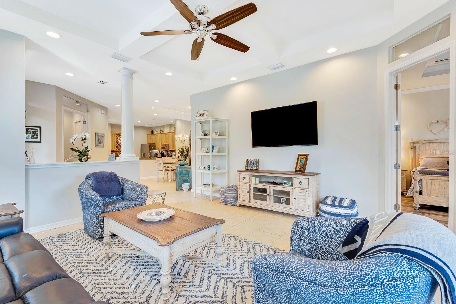 PALMA SOLA TRACE - Residential