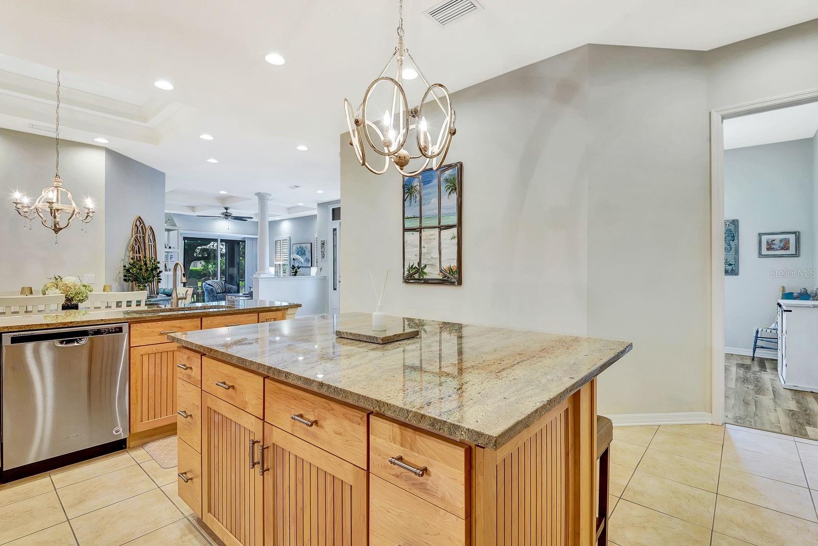 PALMA SOLA TRACE - Residential