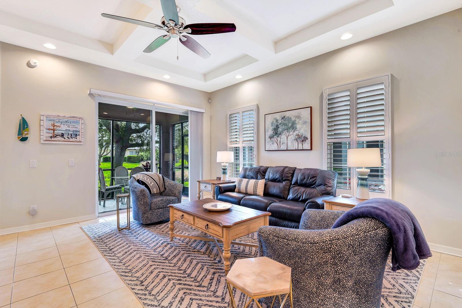 PALMA SOLA TRACE - Residential