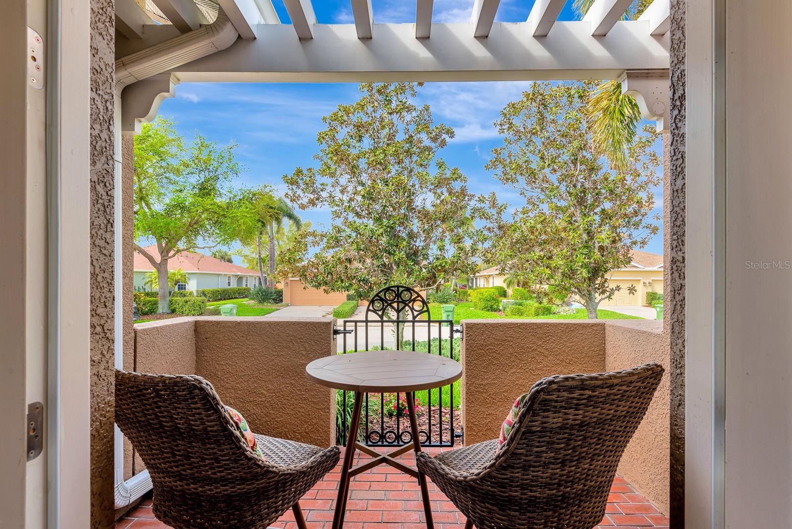 PALMA SOLA TRACE - Residential