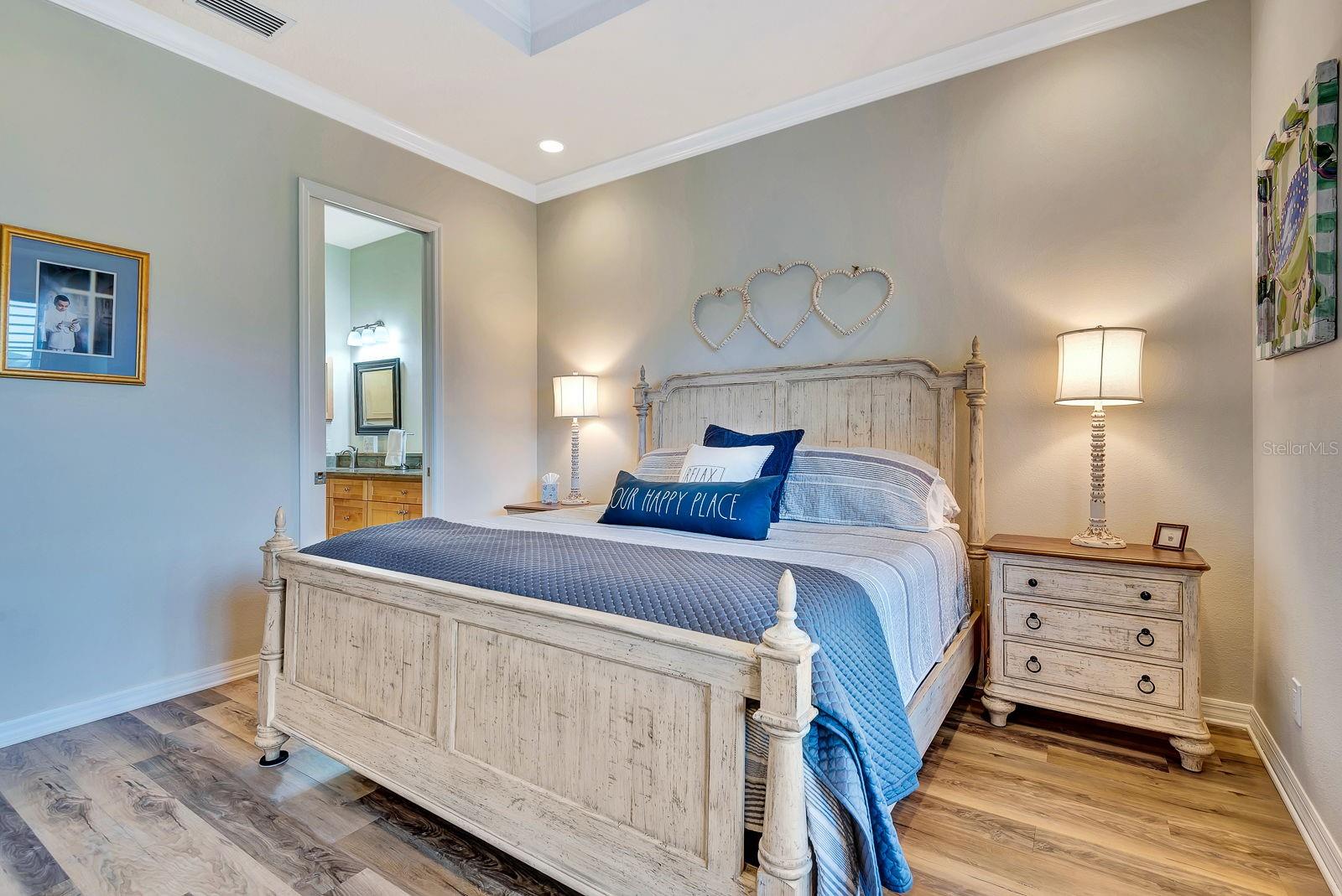 PALMA SOLA TRACE - Residential