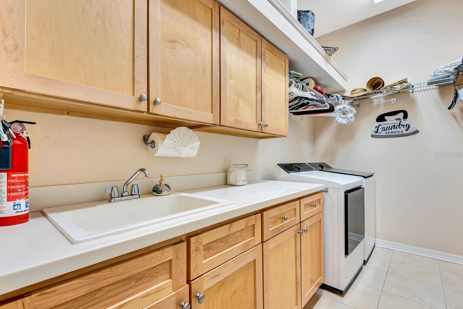 PALMA SOLA TRACE - Residential