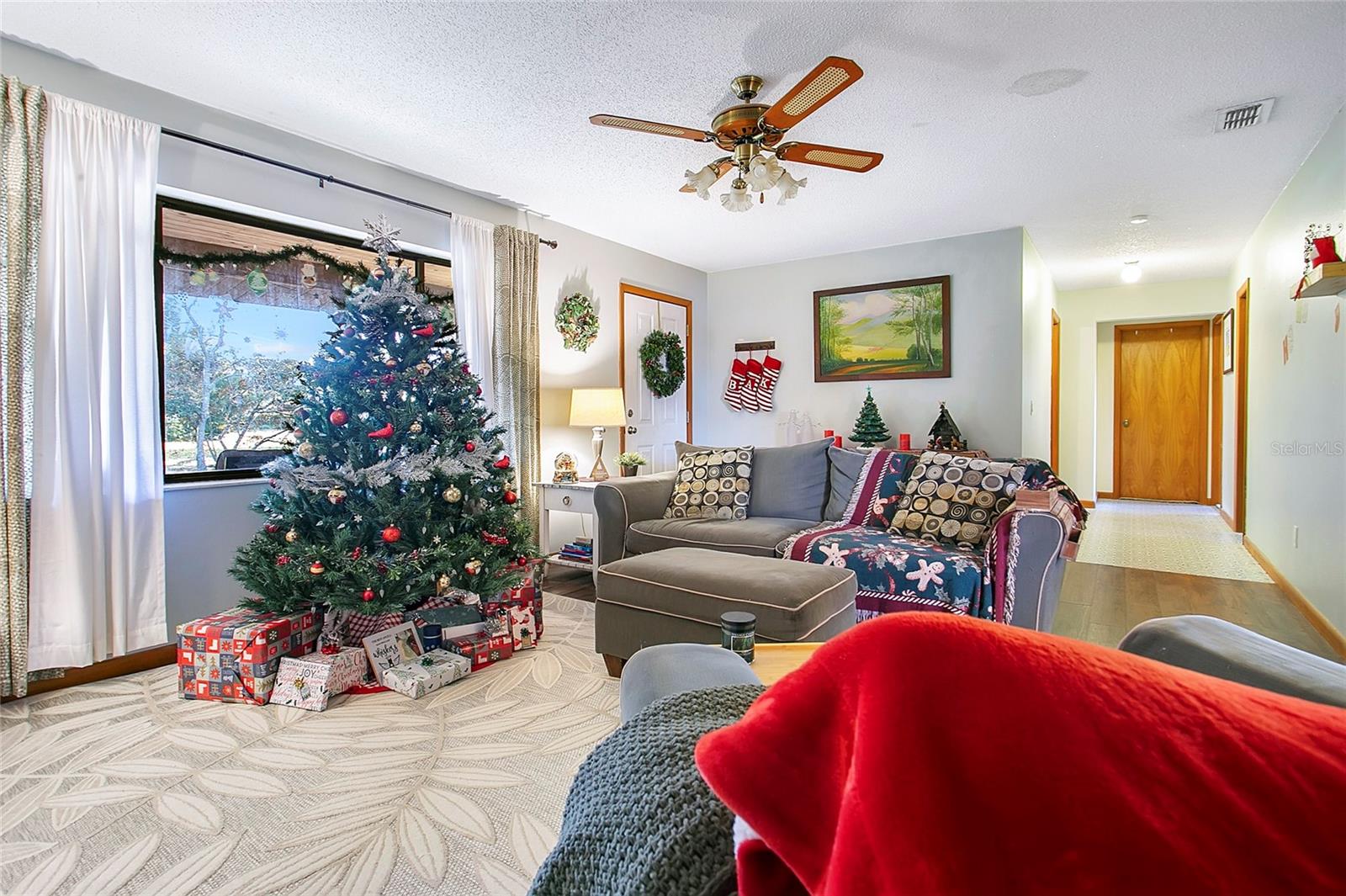 LAKE AVALON GROVES REP - Residential