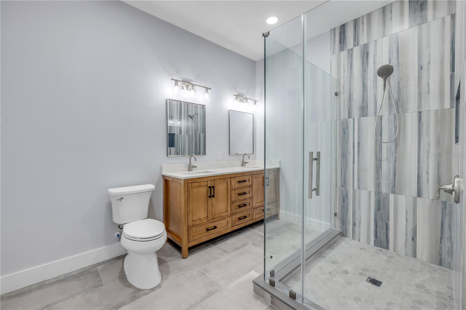 MARINA BAY TOWNHOMES - Residential