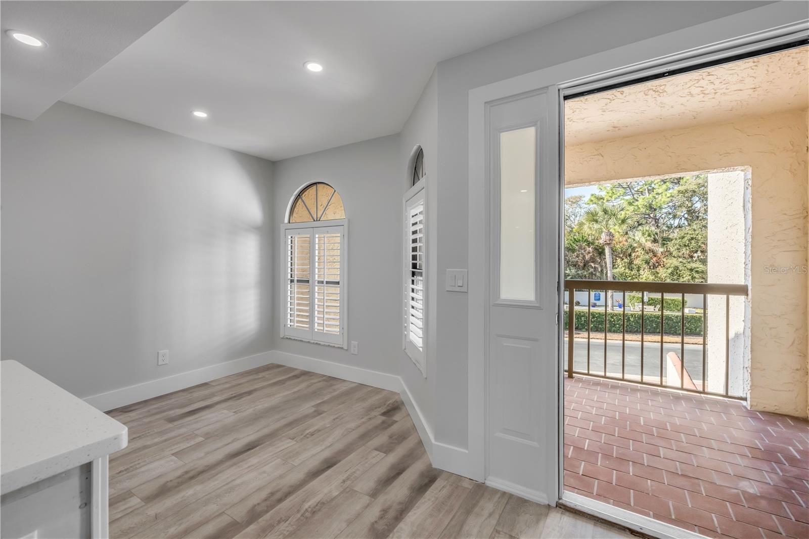 MARINA BAY TOWNHOMES - Residential