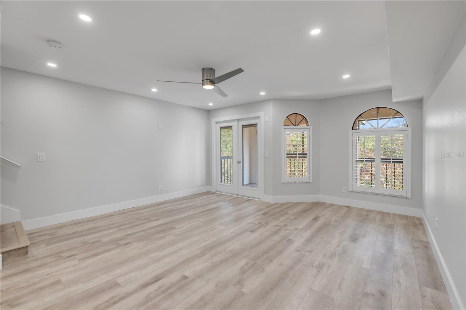 MARINA BAY TOWNHOMES - Residential