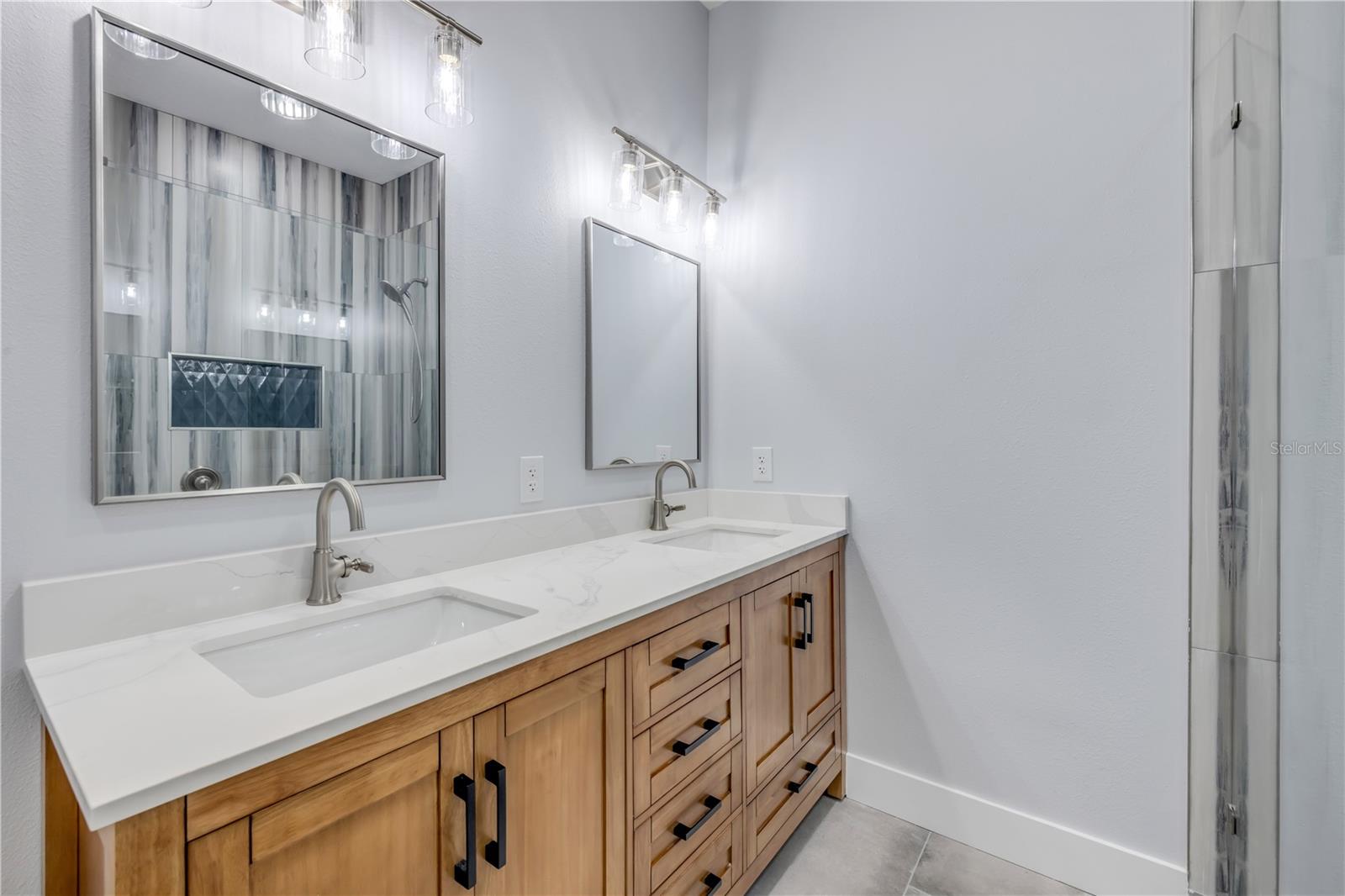 MARINA BAY TOWNHOMES - Residential