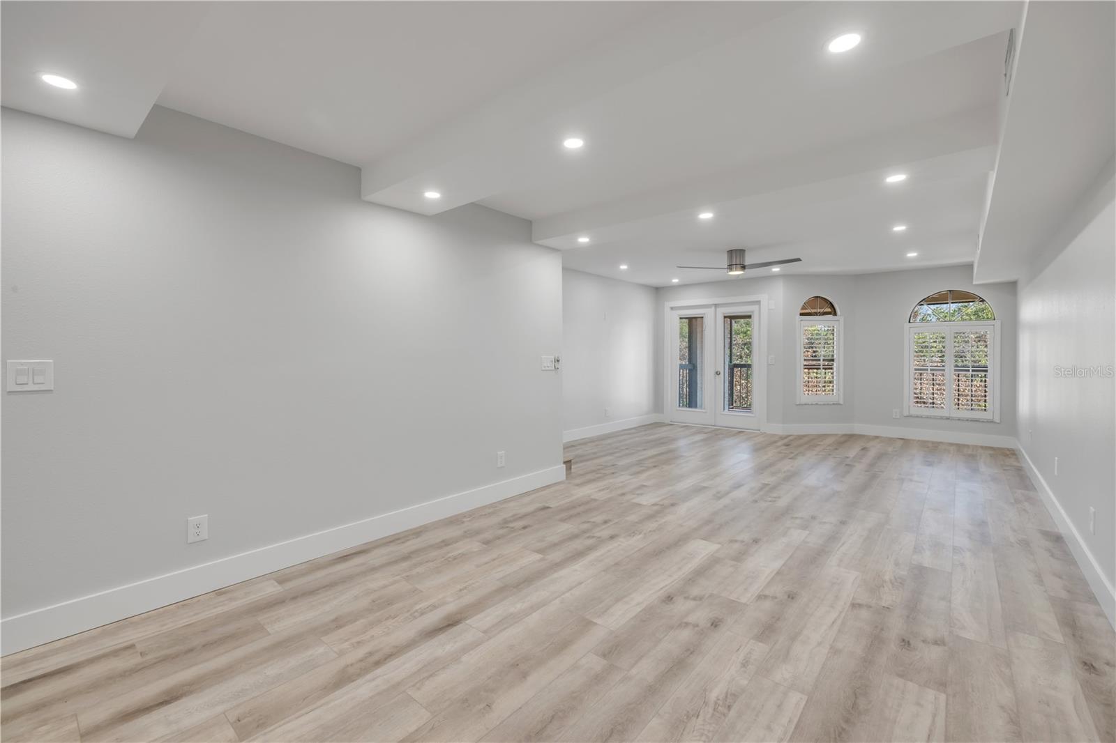 MARINA BAY TOWNHOMES - Residential