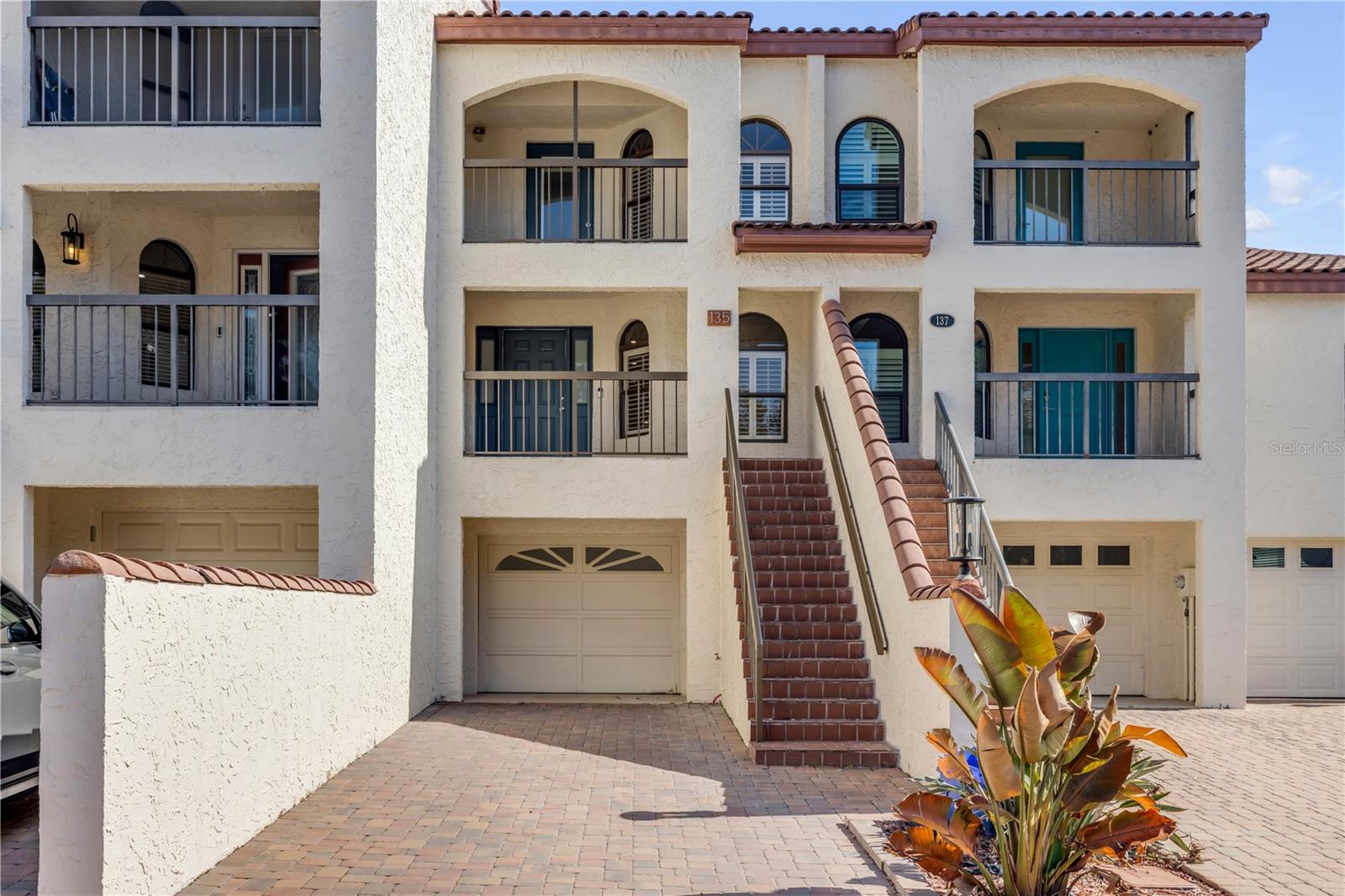 MARINA BAY TOWNHOMES - Residential