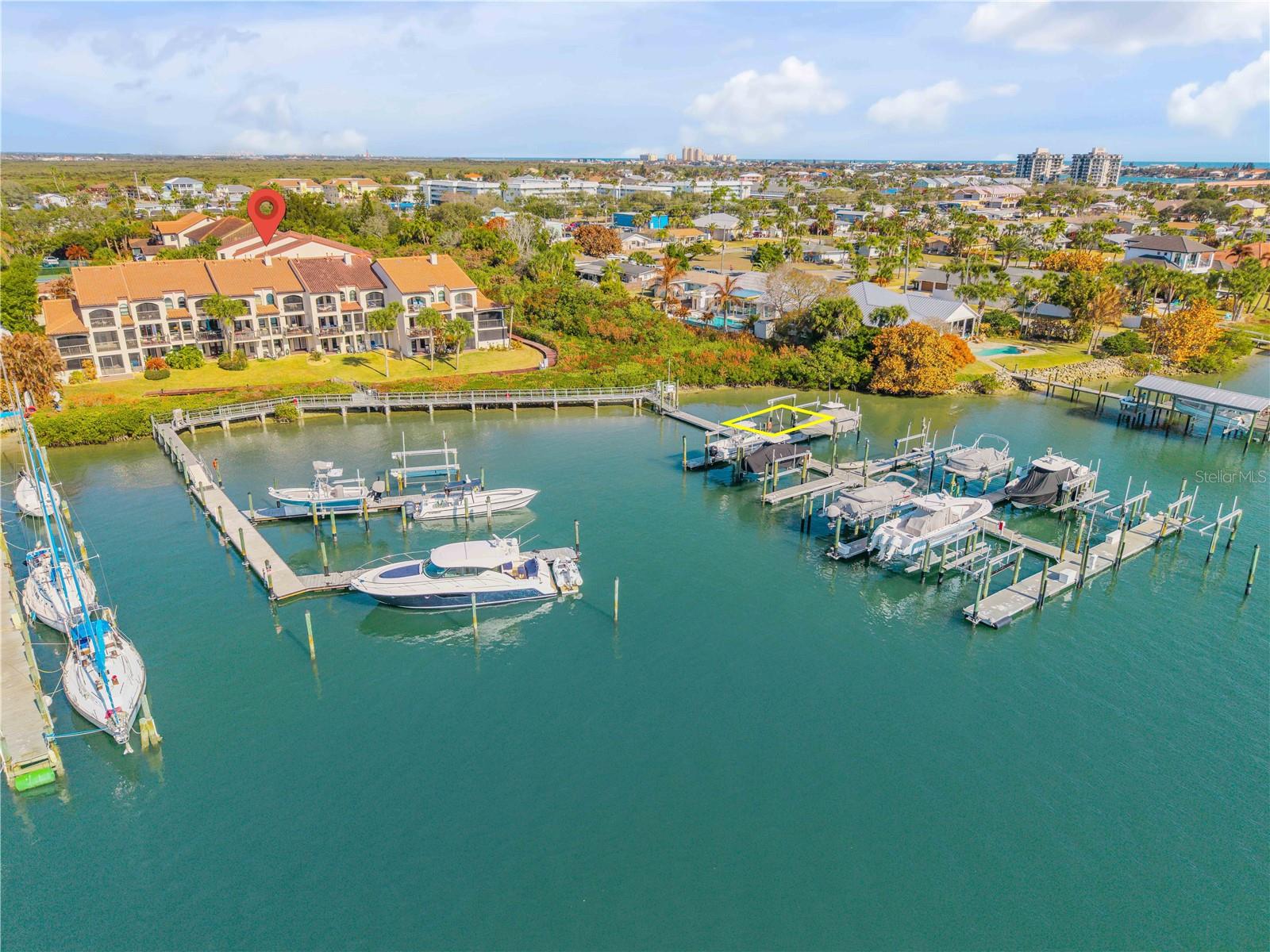 MARINA BAY TOWNHOMES - Residential
