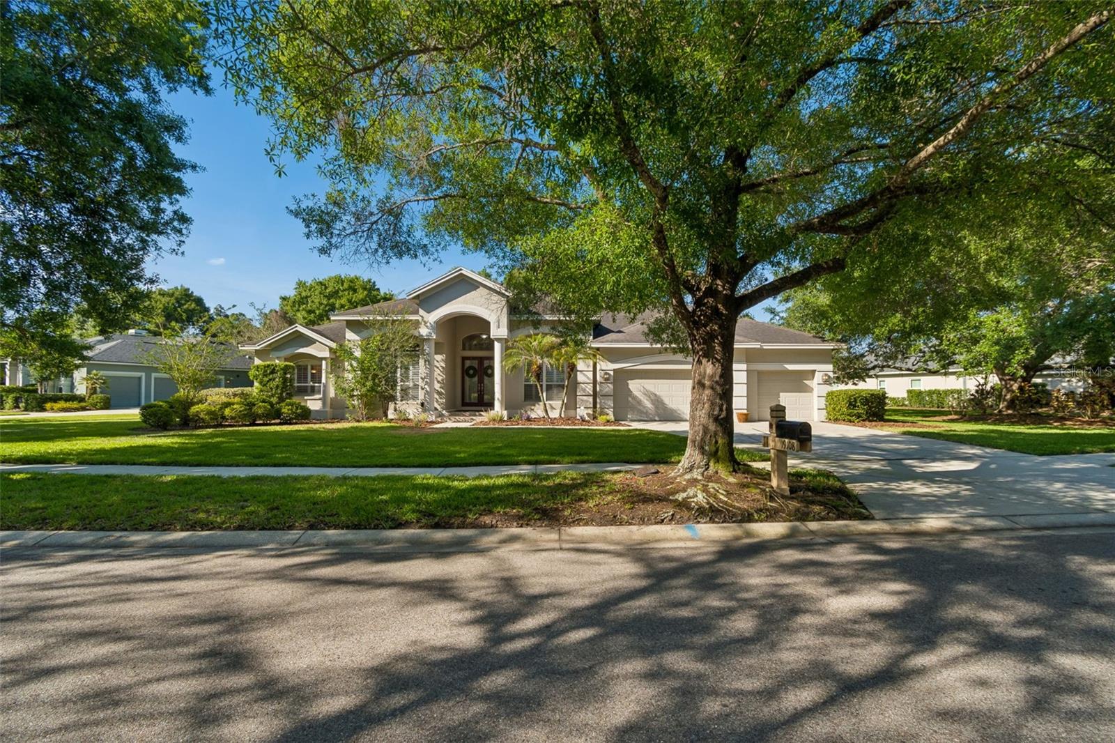 19108 CENTRE ROSE BOULEVARD