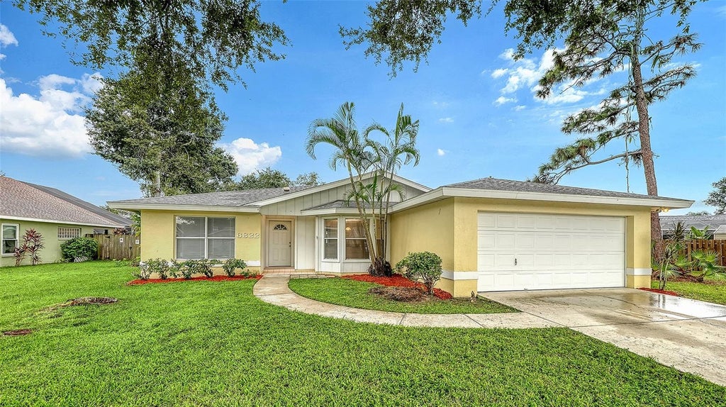 Photo of 6822 Tema Lane, Sarasota, FL 34241 (MLS # A4707524)