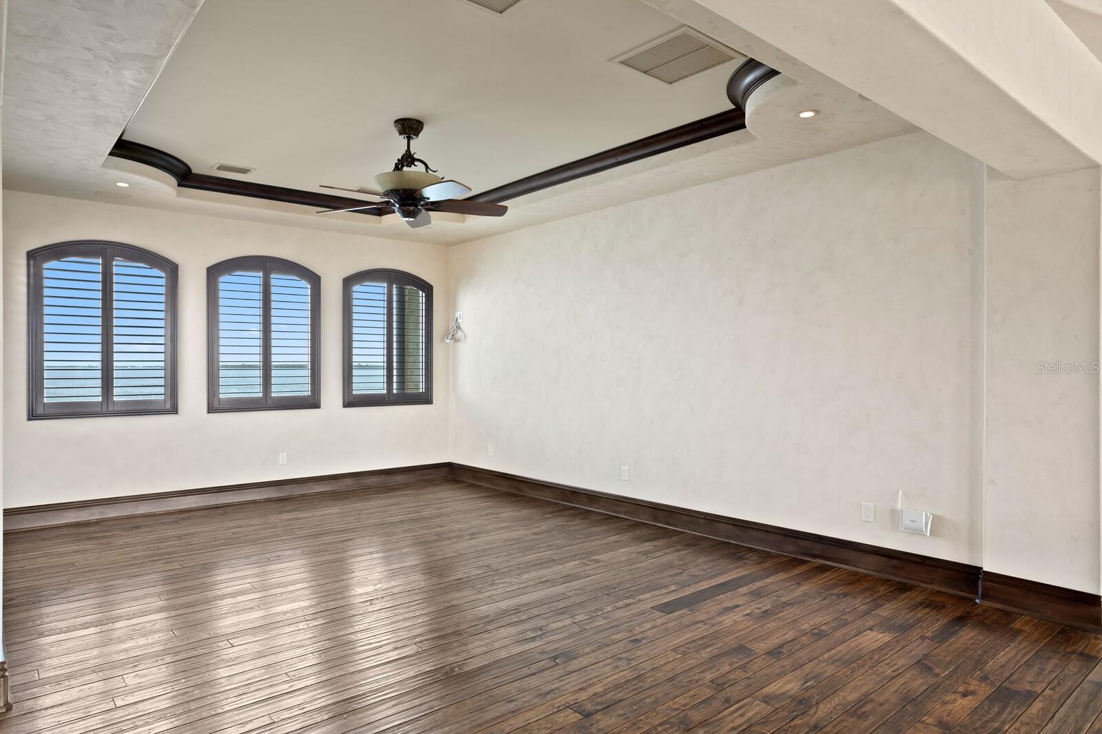 TIERRA VERDE UNIT 1 1ST REP - Residential