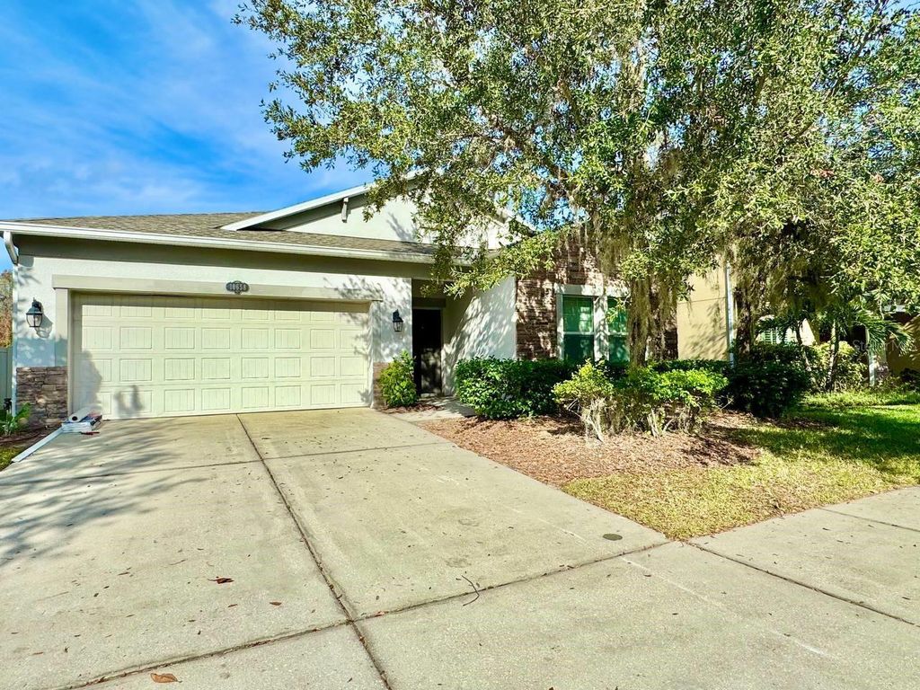 Photo of 10658 Pictorial Park Drive, Tampa, FL 33647 (MLS # TB8329314)
