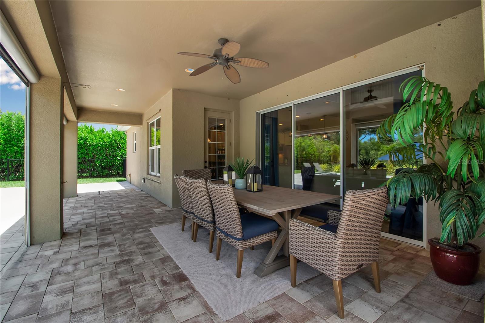 ARBOR LAKES ON PALMER RANCH - Residential