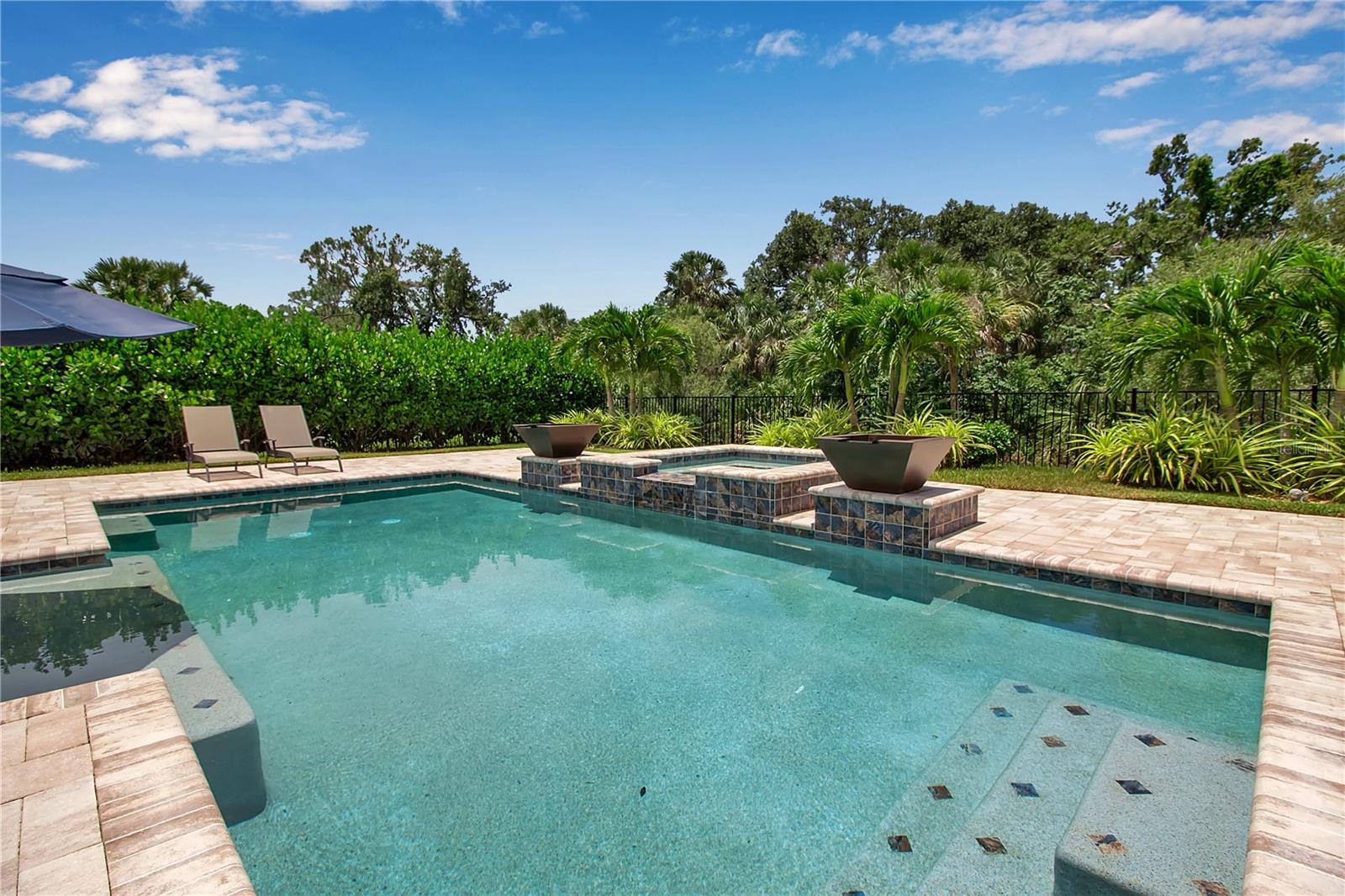 ARBOR LAKES ON PALMER RANCH - Residential
