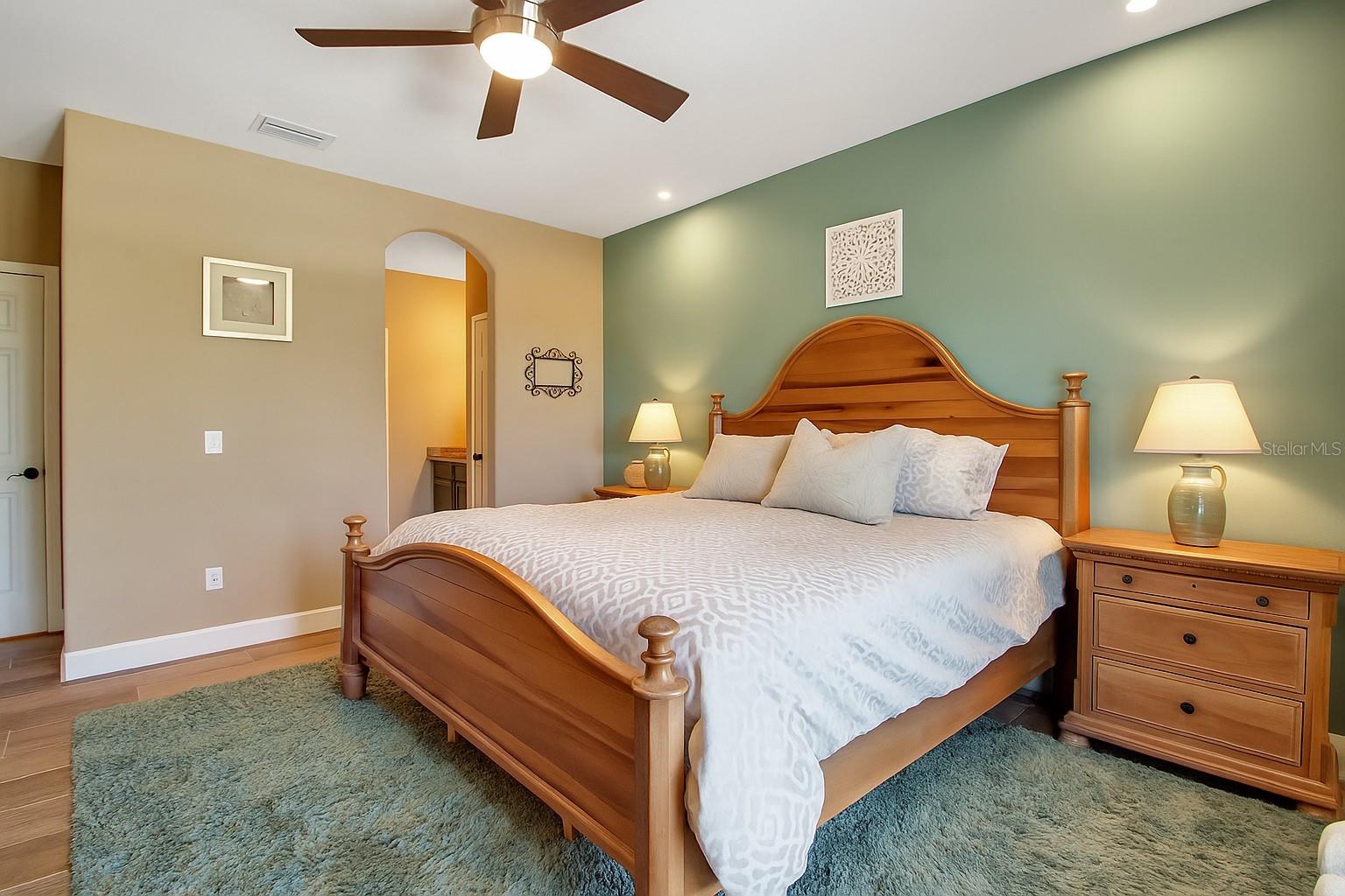 ARBOR LAKES ON PALMER RANCH - Residential