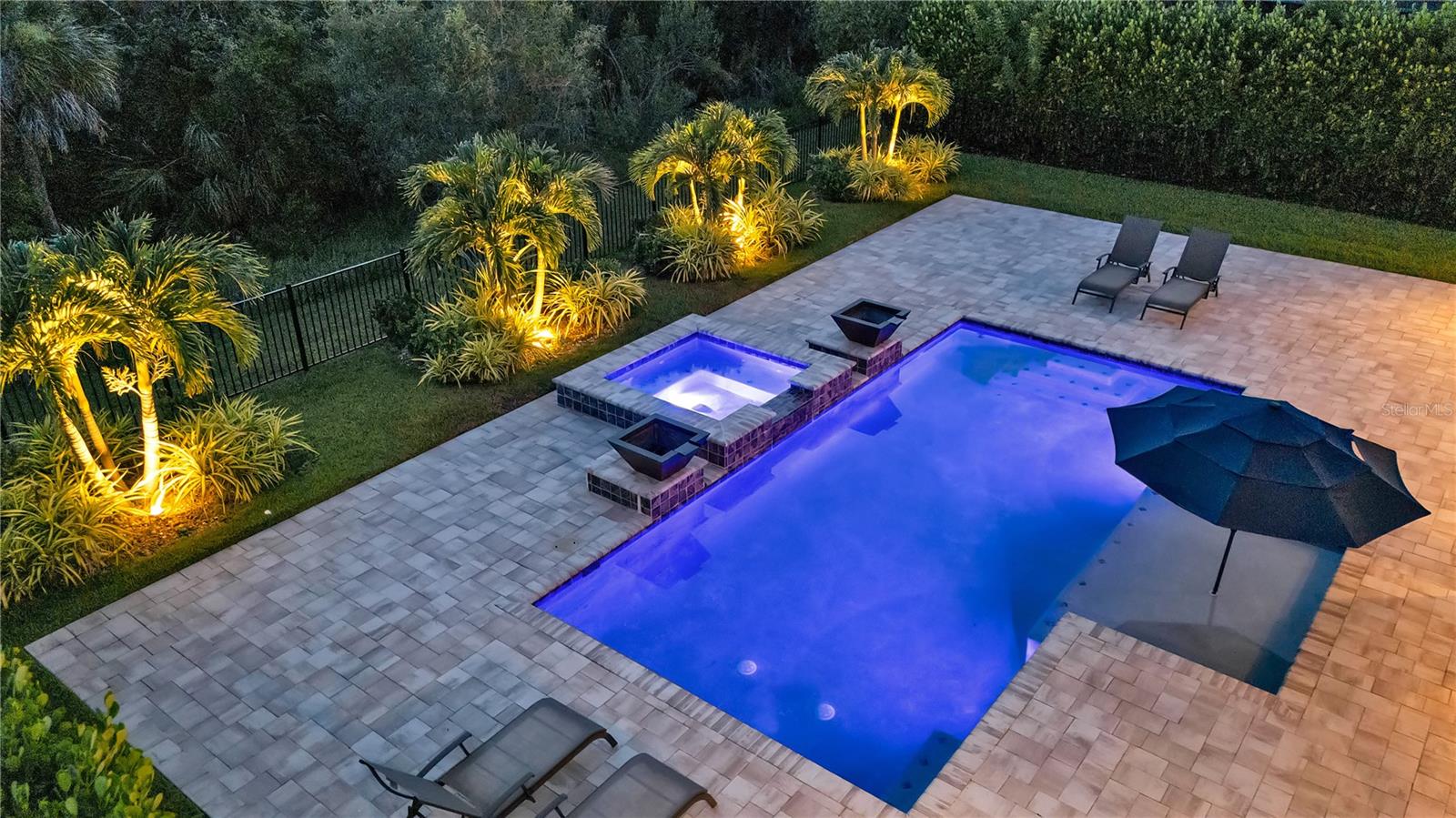 ARBOR LAKES ON PALMER RANCH - Residential
