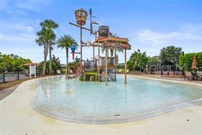 ARBOR LAKES ON PALMER RANCH - Residential