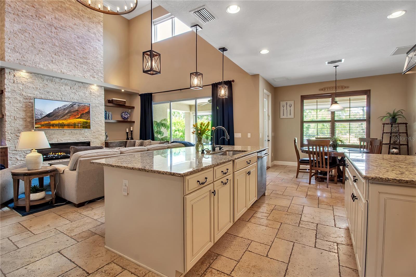 ARBOR LAKES ON PALMER RANCH - Residential