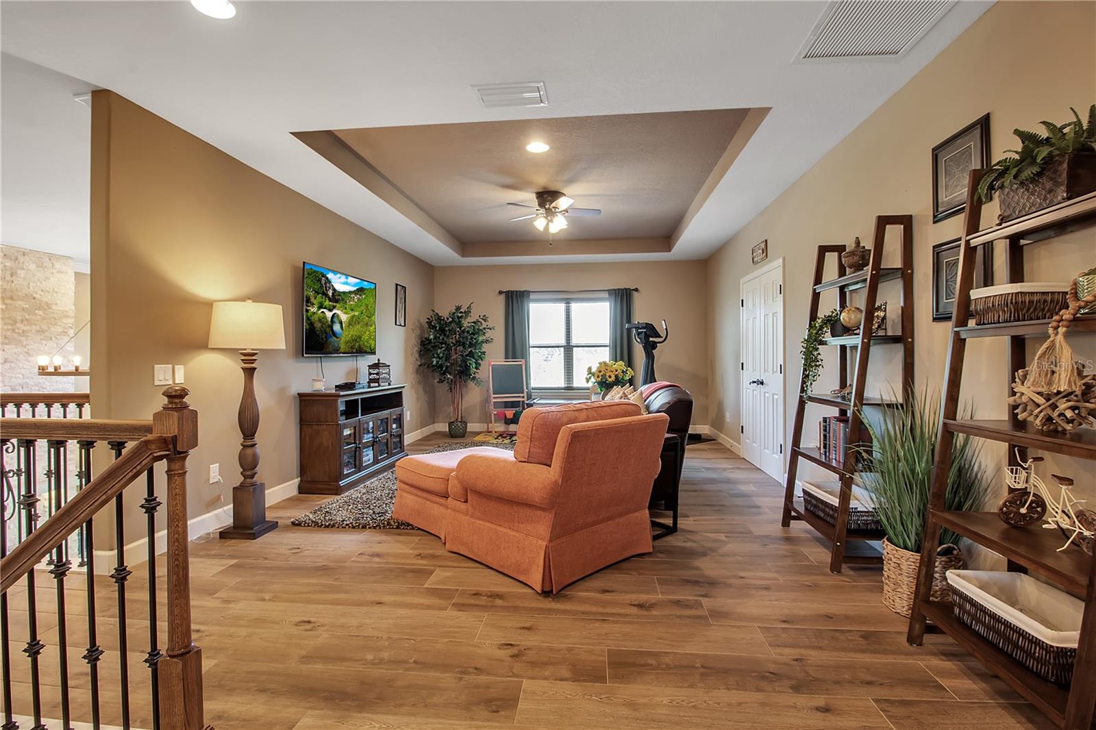 ARBOR LAKES ON PALMER RANCH - Residential