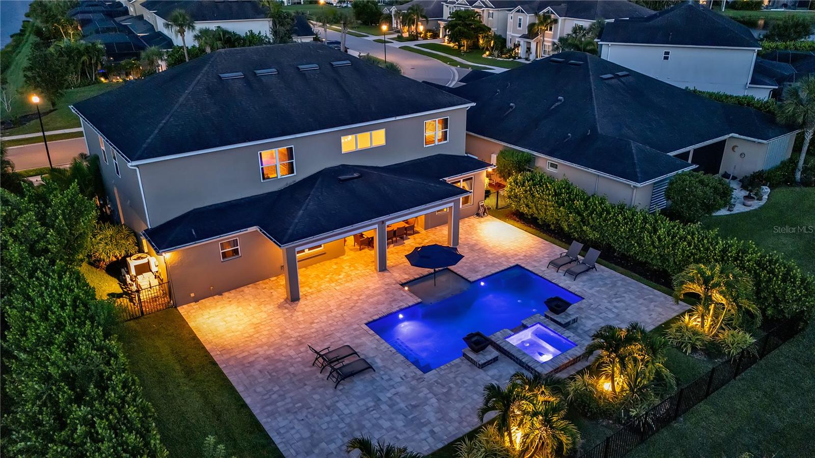 ARBOR LAKES ON PALMER RANCH - Residential