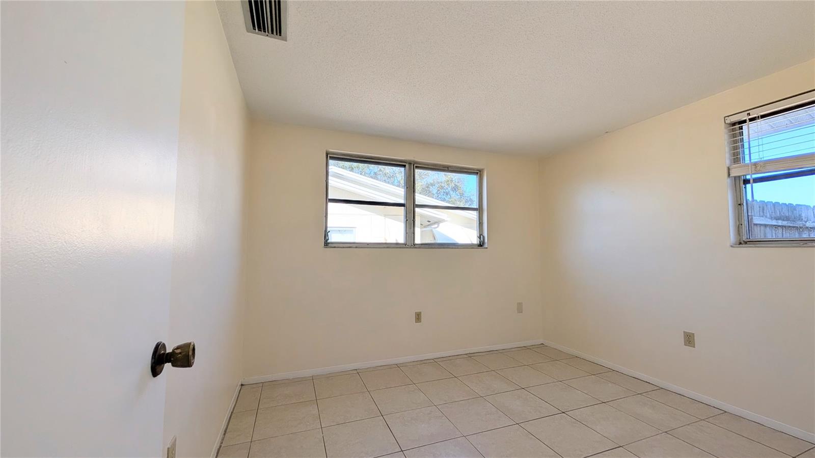 JASMINE LAKES - Residential