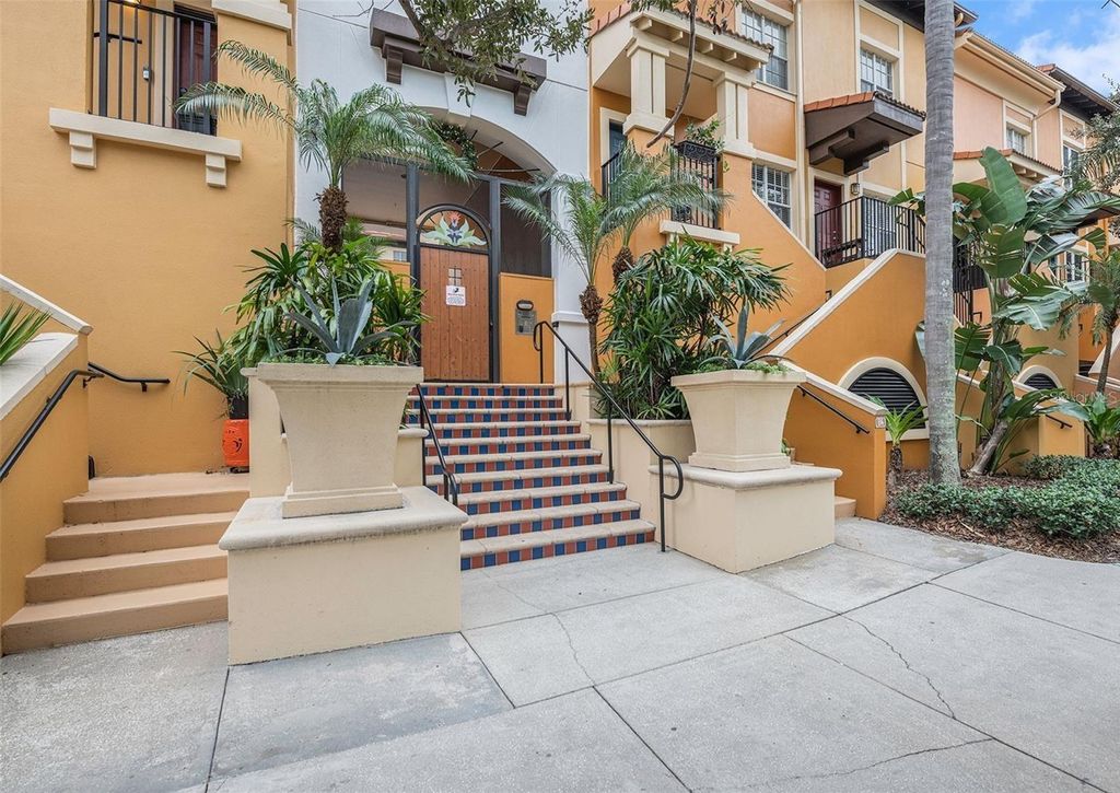 Photo of 100 4th Avenue S #115, St Petersburg, FL 33701 (MLS # TB8467925)