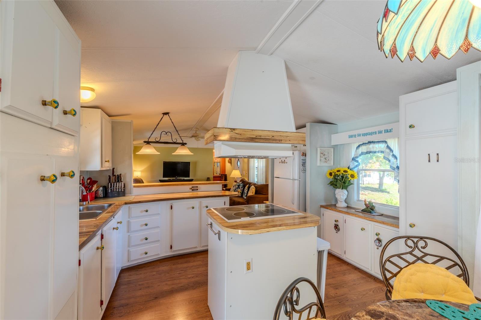 MONTVERDE HILLS - Residential