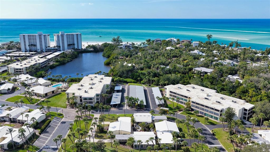 Photo of 206 Hourglass Way #V10, Sarasota, FL 34242 (MLS # A4690141)