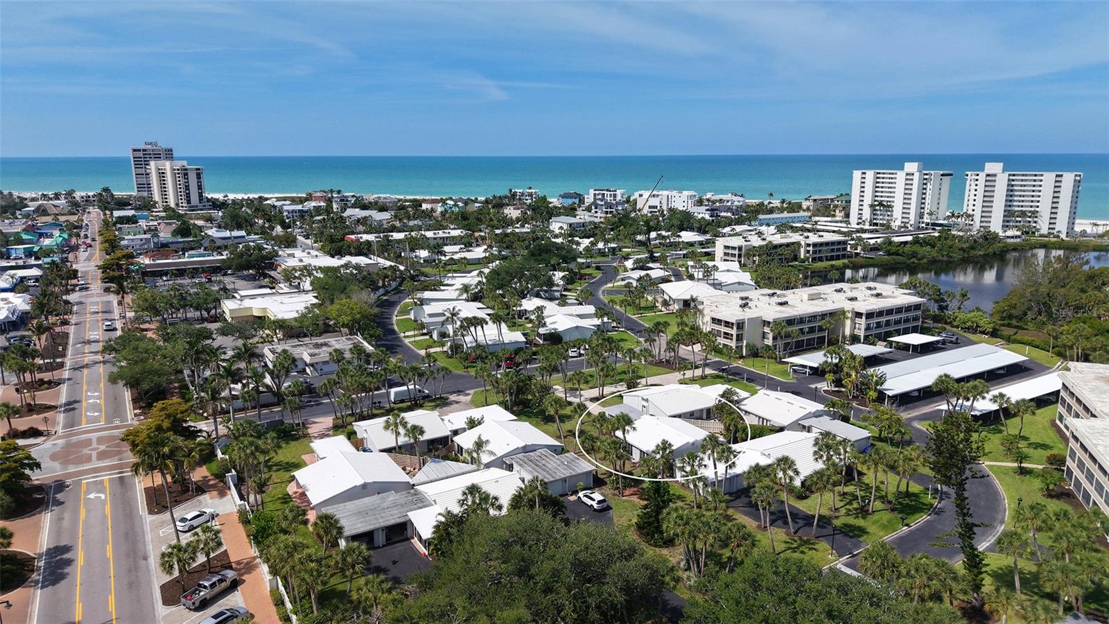 WHISPERING SANDS - Residential